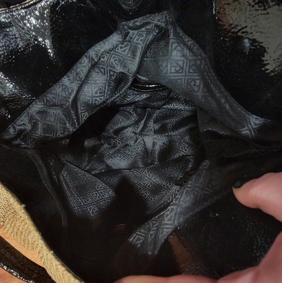 Relic by Fossil Handbag with Detachable Strap - Picture 10 of 12